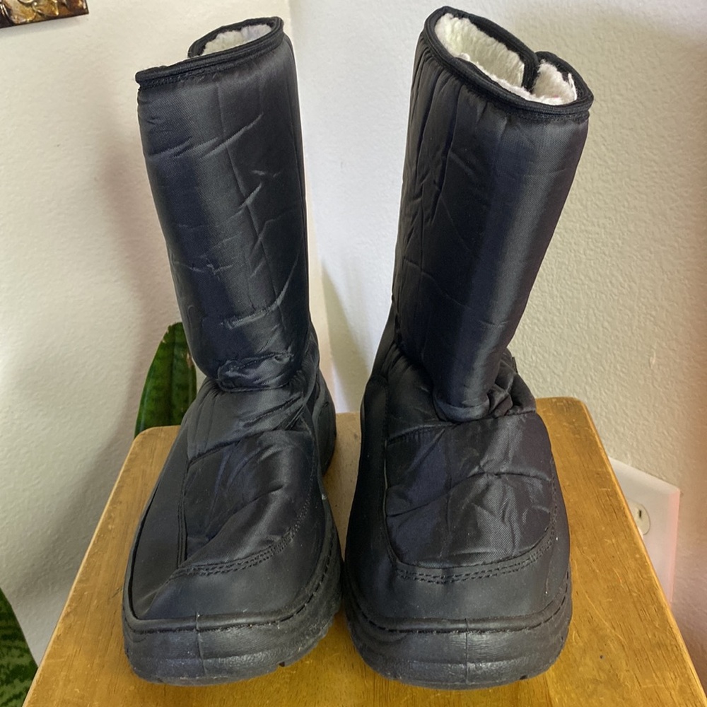 Womens Snow Boots Size 8 Black Winter Shies - Picture 2 of 7